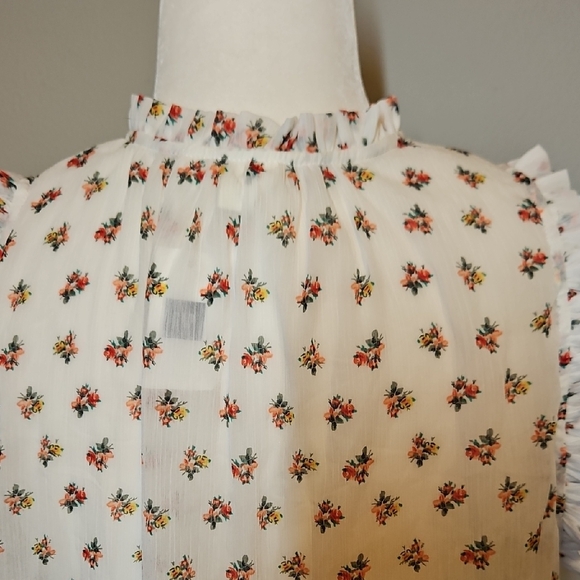 GAP White Floral Ruffle Blouse - Picture 7 of 8